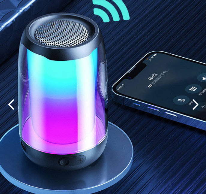 PARLANTE BLUETHOOTH PORTATIL D31 MINI CON LUCES LED