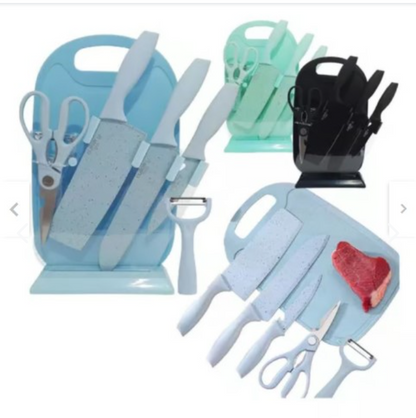 CUCHILLOS EN ACERO CON BASE Y TABLA X7